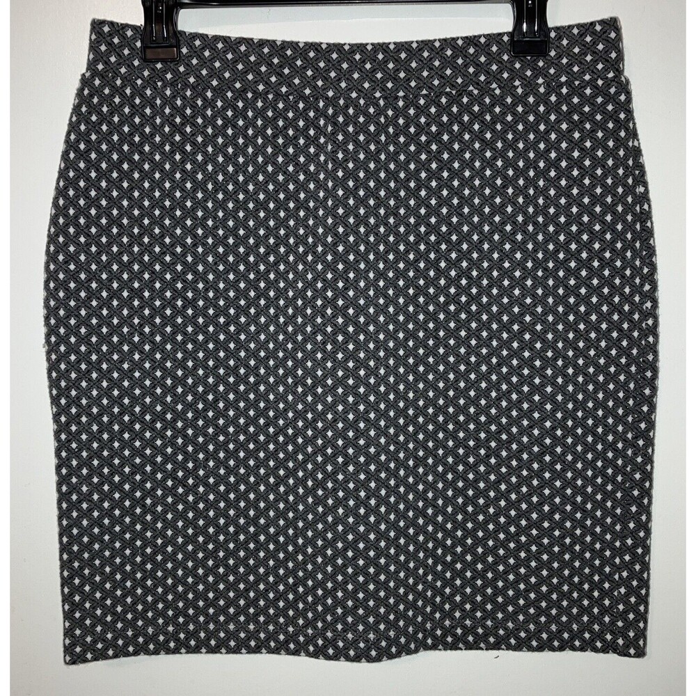 Loft Skirt Women's Sz M Black White Gray Textured Knit Pull On Skirt Corpcore